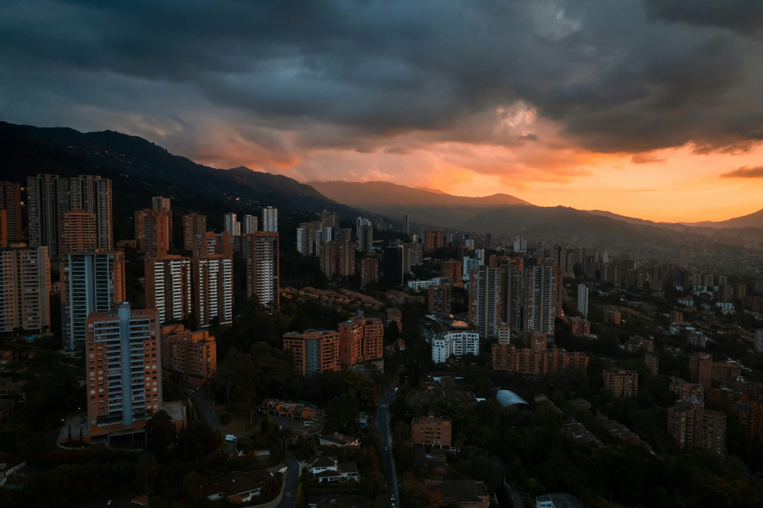 Visitar Medellín en 2026: moda, modelos, cultura y estilo de vida